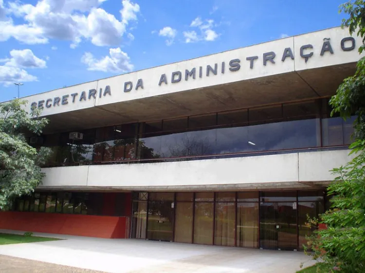 De acordo com Sisepe, BRB só assumirá folha de pagamento dos servidores do Estado a partir de julho