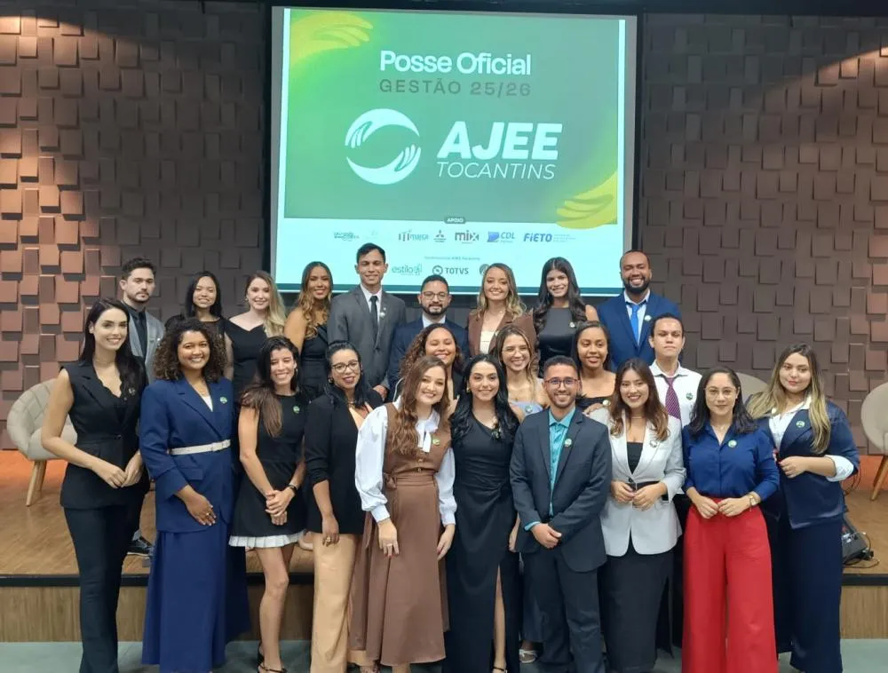 André Luiz toma posse na presidência da AJEE