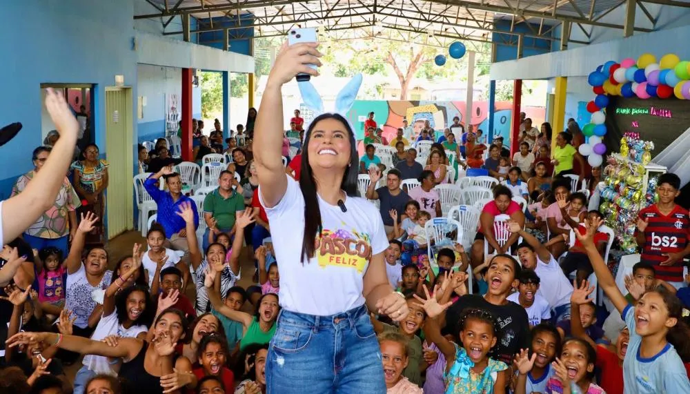 Primeira-dama Karynne Sotero celebra a Páscoa com crianças de comunidade quilombol