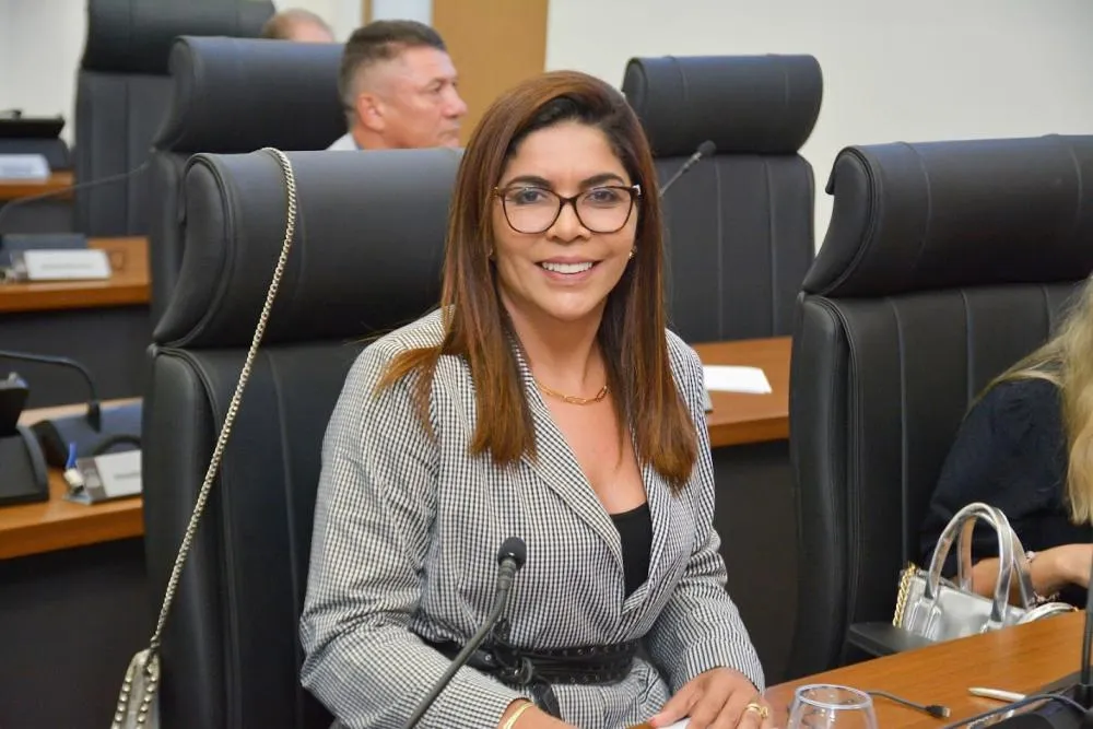 Vereadora Delma Freitas apresenta PL que visa a preparação da comunidade escolar para situações de risco e emergência