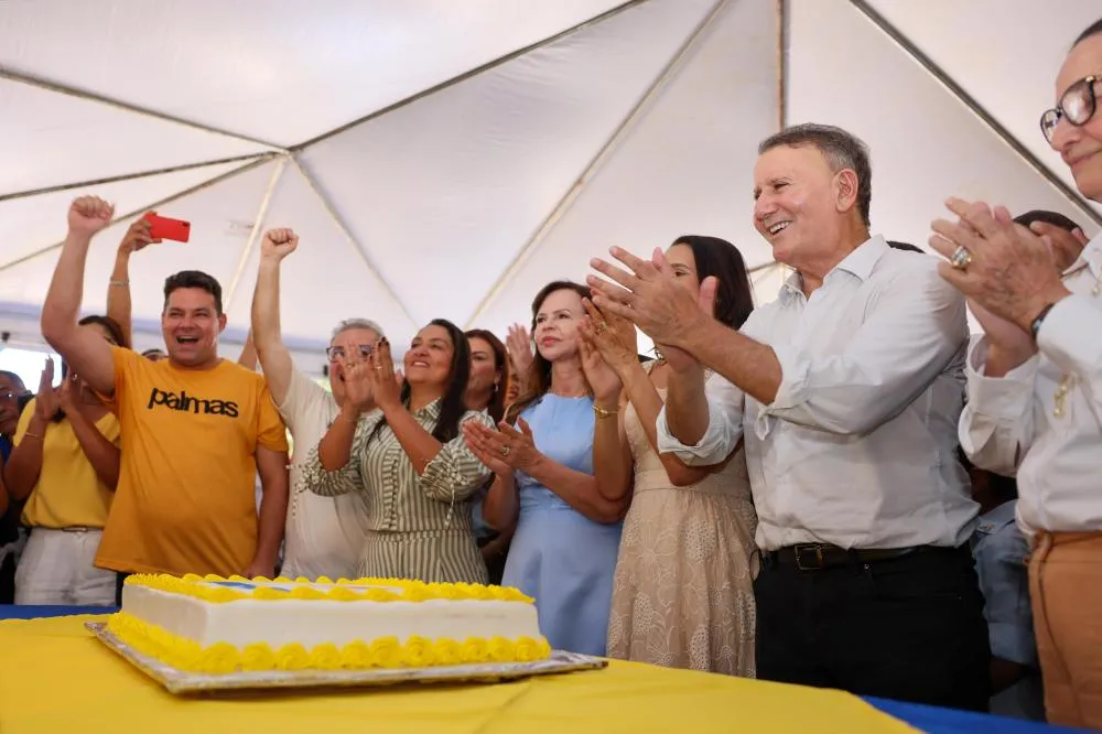 Festa cívica e apresentações culturais no Paço Municipal celebram os 36 anos da capital tocantinense