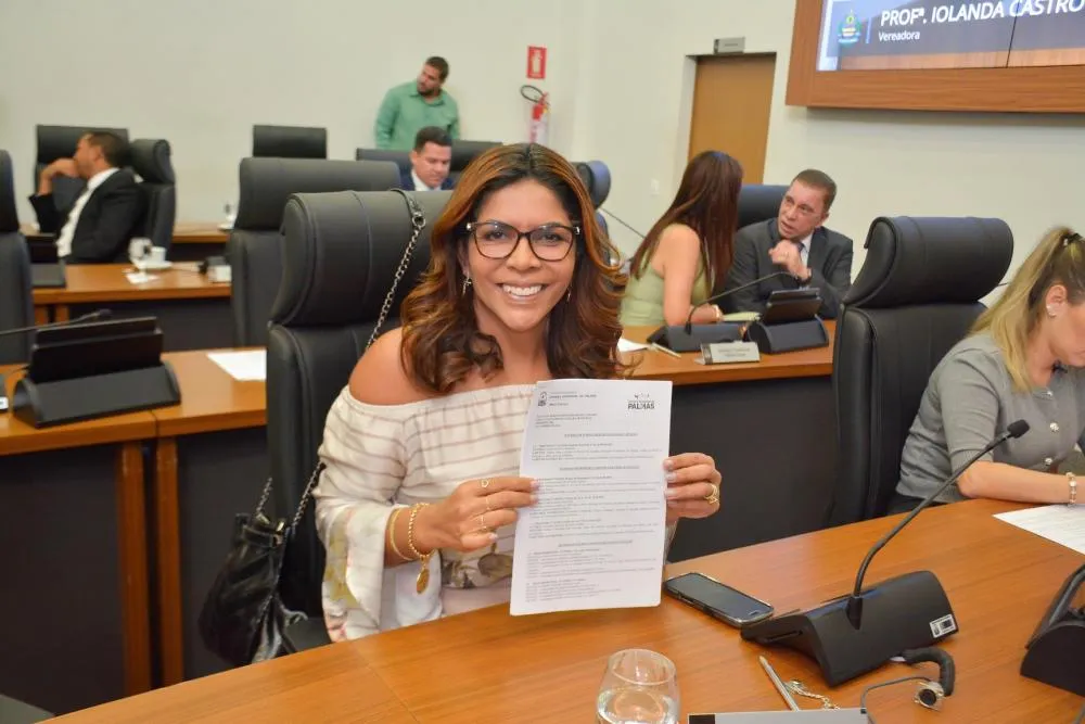 Vereadora Delma Freitas cobra limpeza e combate à dengue no bairro União Sul