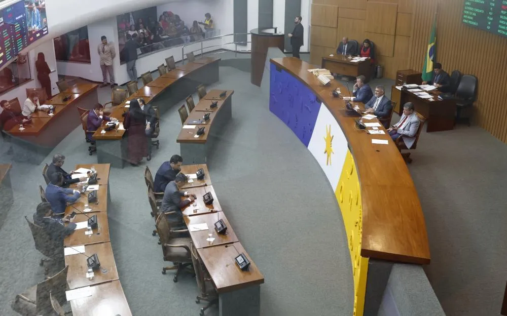 Projeto que institui Programa CNH Cidadã é aprovado na Aleto