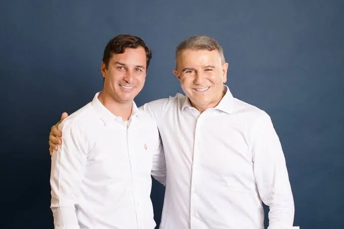 Pastor Velozo mexe no tabuleiro: mudanças na equipe em meio à ausência de Eduardo testam paciência da base e da população