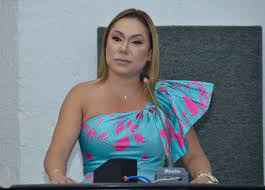 Luana reclama de invasão de deputado eleito em seu gabinete