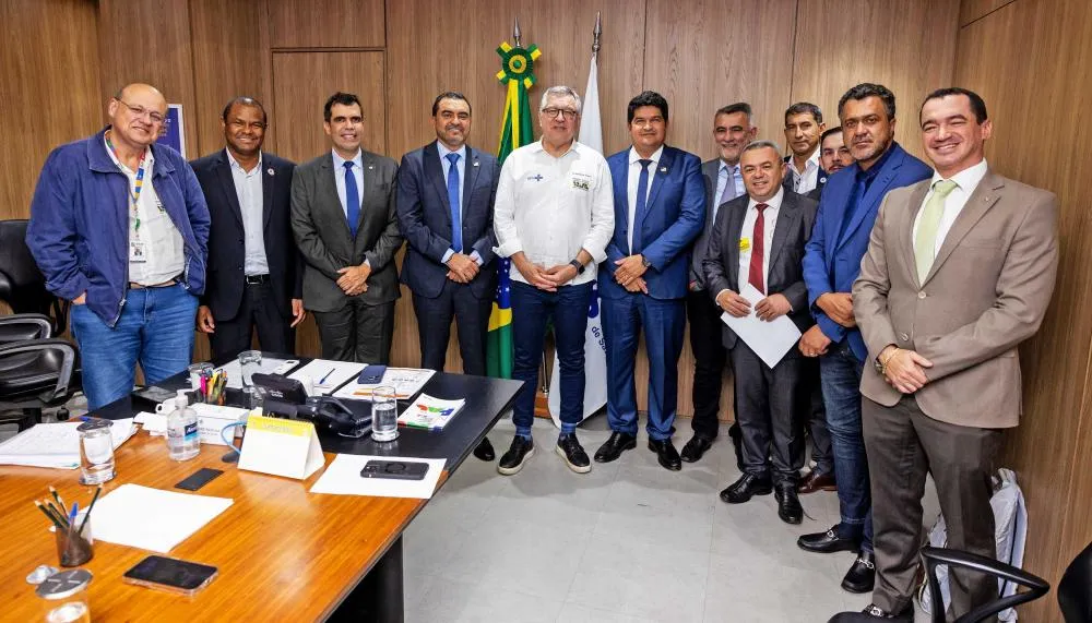 Governador Wanderlei Barbosa apresenta demandas prioritárias da saúde do Tocantins ao ministro Alexandre Padilha