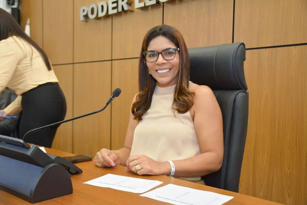 Vereadora Delma Freitas solicita limpeza geral para a quadra 704 sul