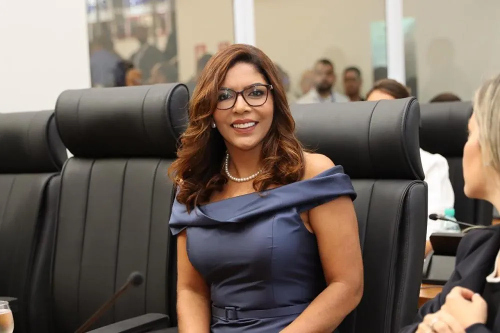 Delma Freitas solicita ação de limpeza para a Quadra 403 norte