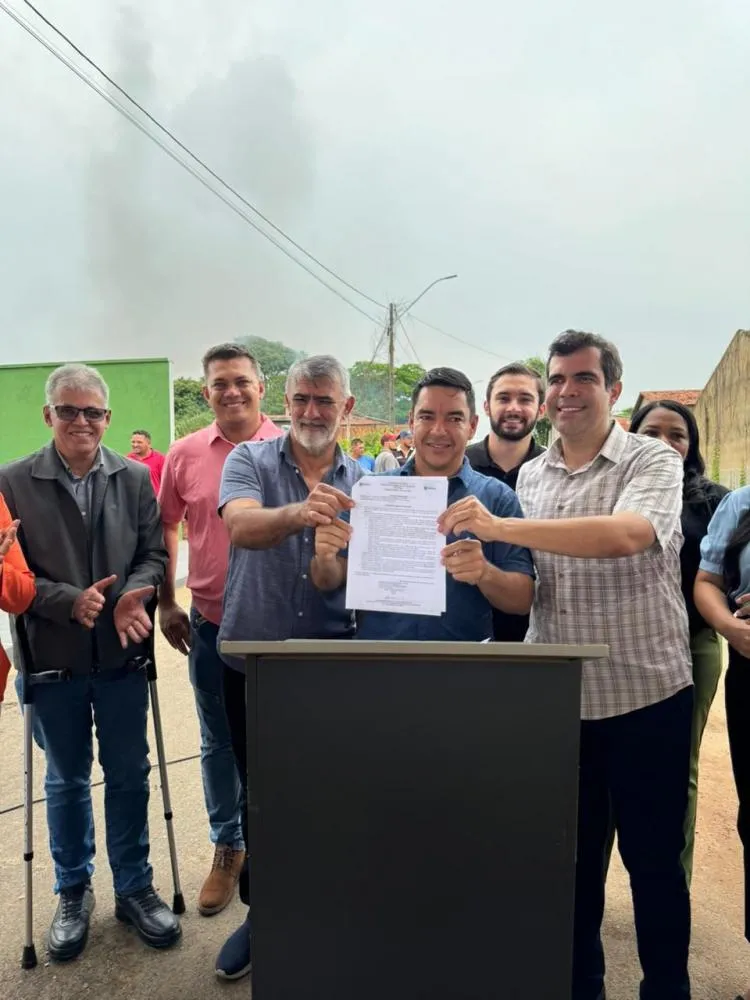 Deputado Amélio Cayres celebra retomada das obras de creche em São Miguel do Tocantins