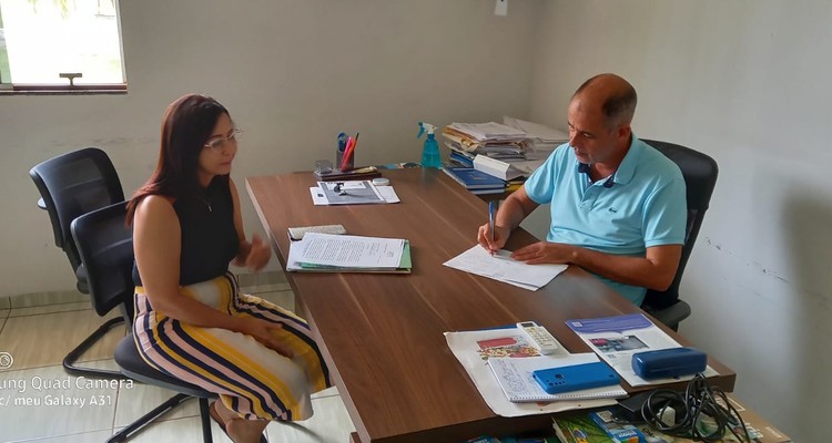 Sintet protocola ofício cobrando o reajuste do piso do magistério nos municípios da regional de Guaraí