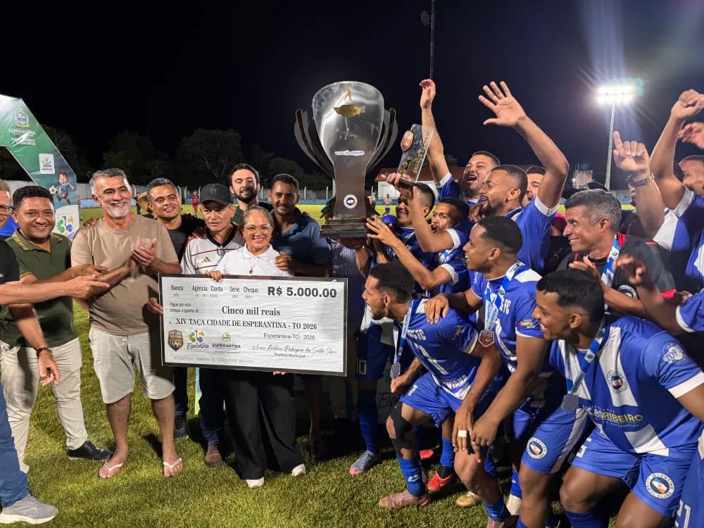 Deputado prestigiou a final da tradicional Taça Cidade, agora com o campo todo iluminado. Créditos: Amanda Germiniani/Ascom Presidência