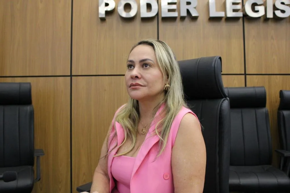 Ana Paula Abadia assume interinamente a Secretaria de Saúde de Palmas
