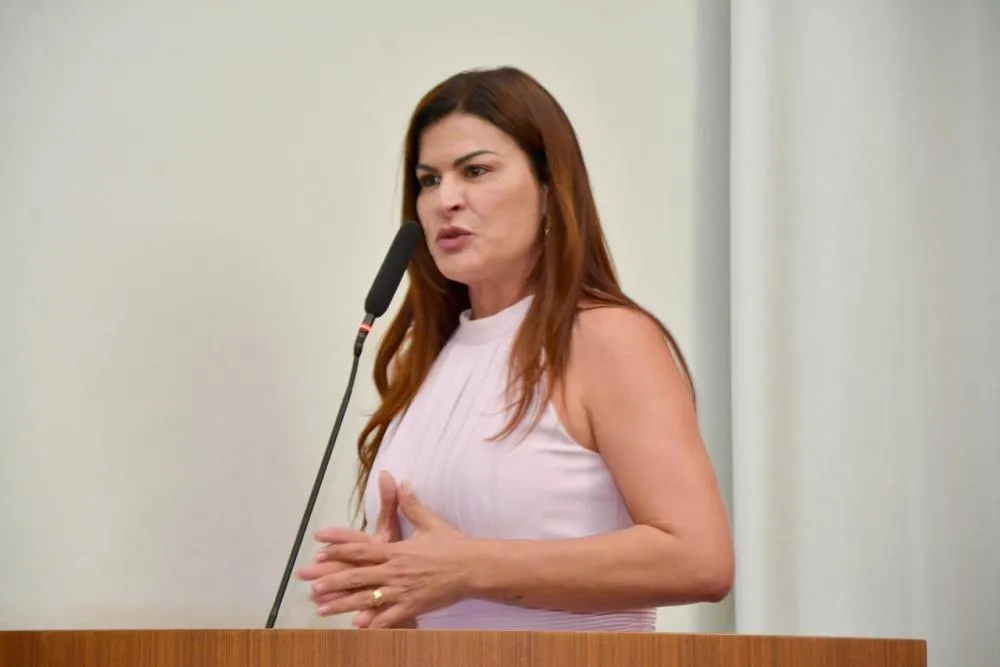 Mais lazer, esporte e qualidade de vida: Karina Café solicita investimentos em praças públicas de Palmas
