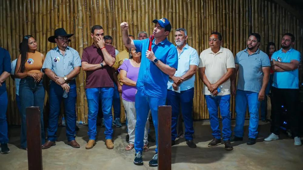 Prefeito Leonardo Noleto, vice-prefeita Maria de Jesus e 8 vereadores de Santa Maria do Tocantins declaram apoio à pré-candidatura de Alexandre Guimarães ao Senado