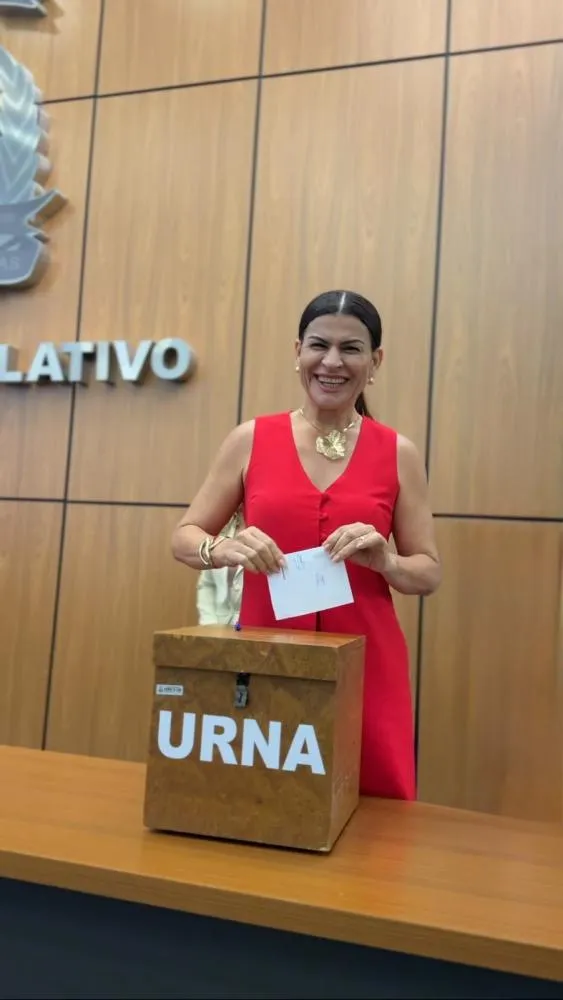Karina Café é eleita 1ª secretária da Câmara de Palmas