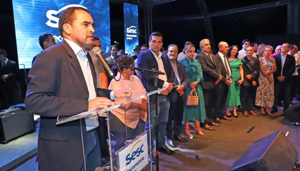 Governador Wanderlei Barbosa prestigia inauguração do Centro de Atividades do Sesc em Gurupi