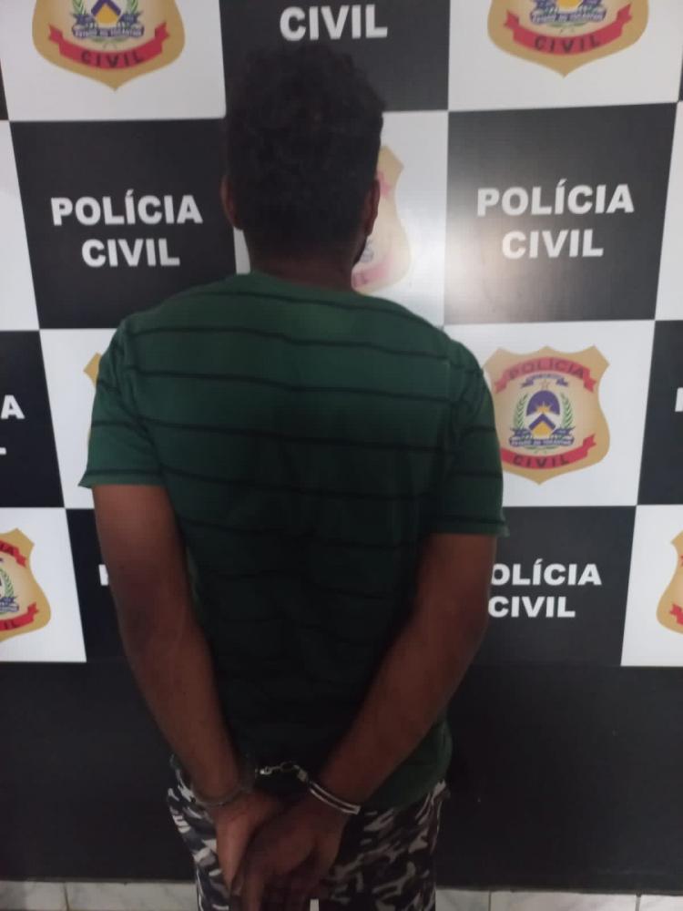 Em Arapoema, homem suspeito de furtar aparelhos de transmissão de sinal de uma estação de rádio é preso pela Polícia Civil