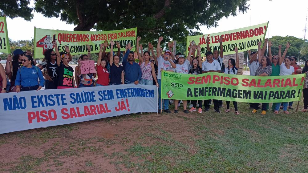 Em defesa do pagamento do piso salarial, enfermagem ameaça greve geral