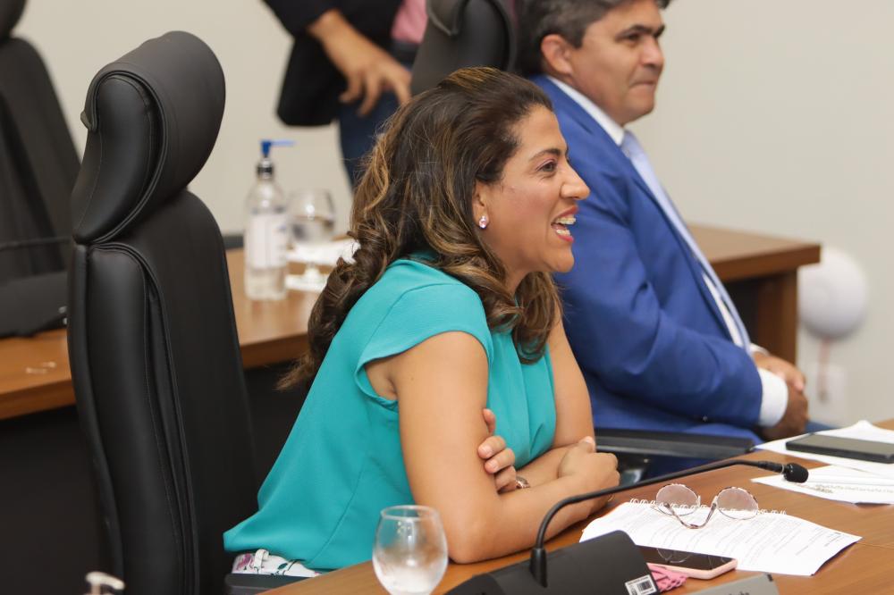 Por meio de requerimento, vereadora Elaine Rocha solicita construção de praça na Quadra 1103 Sul