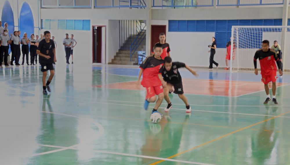 Quadra poliesportiva do Colégio Militar de Palmas Unidade I ganha reforma 