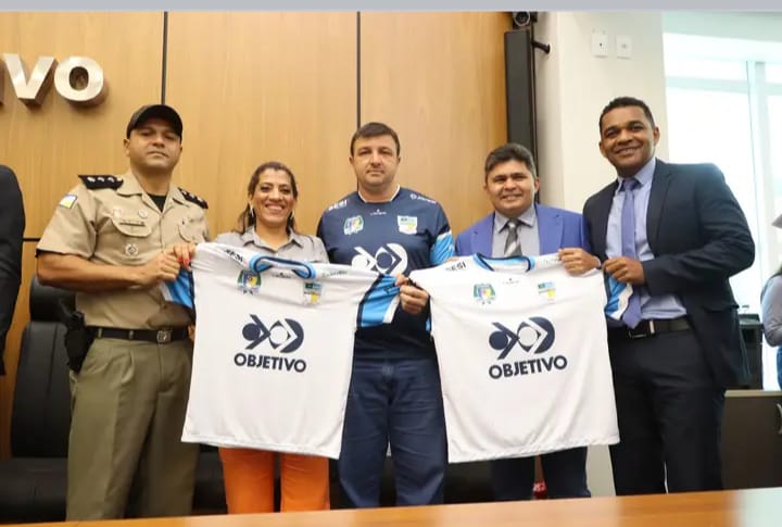 Vereadora Elaine Rocha celebra 18 anos do Batalhão Futebol Clube